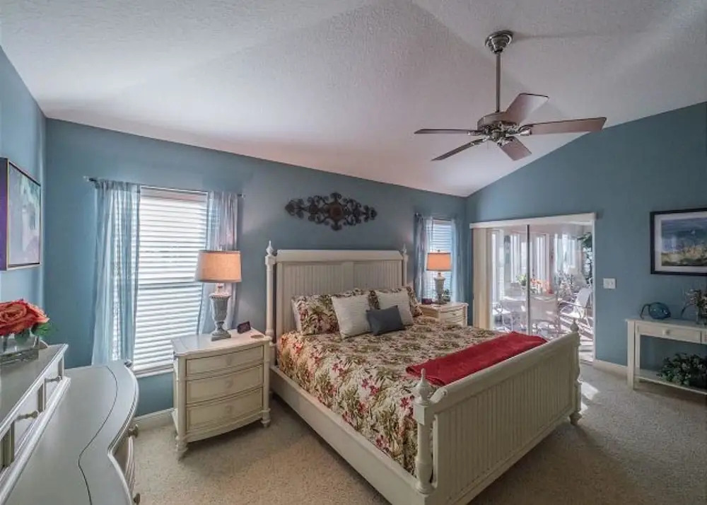 Haynesville Way 800 by White Pelican VR