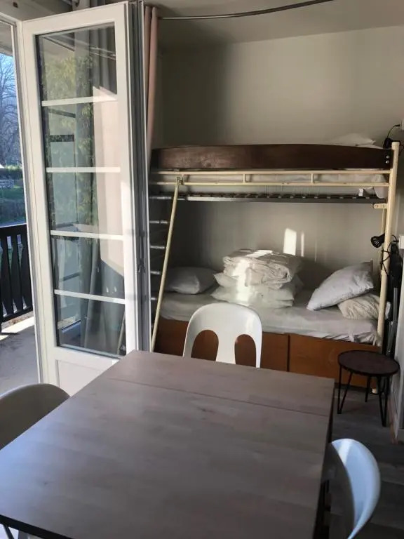 Studio rénové résidence privé proche de toutes commodités et loisirs, Place parking inclus