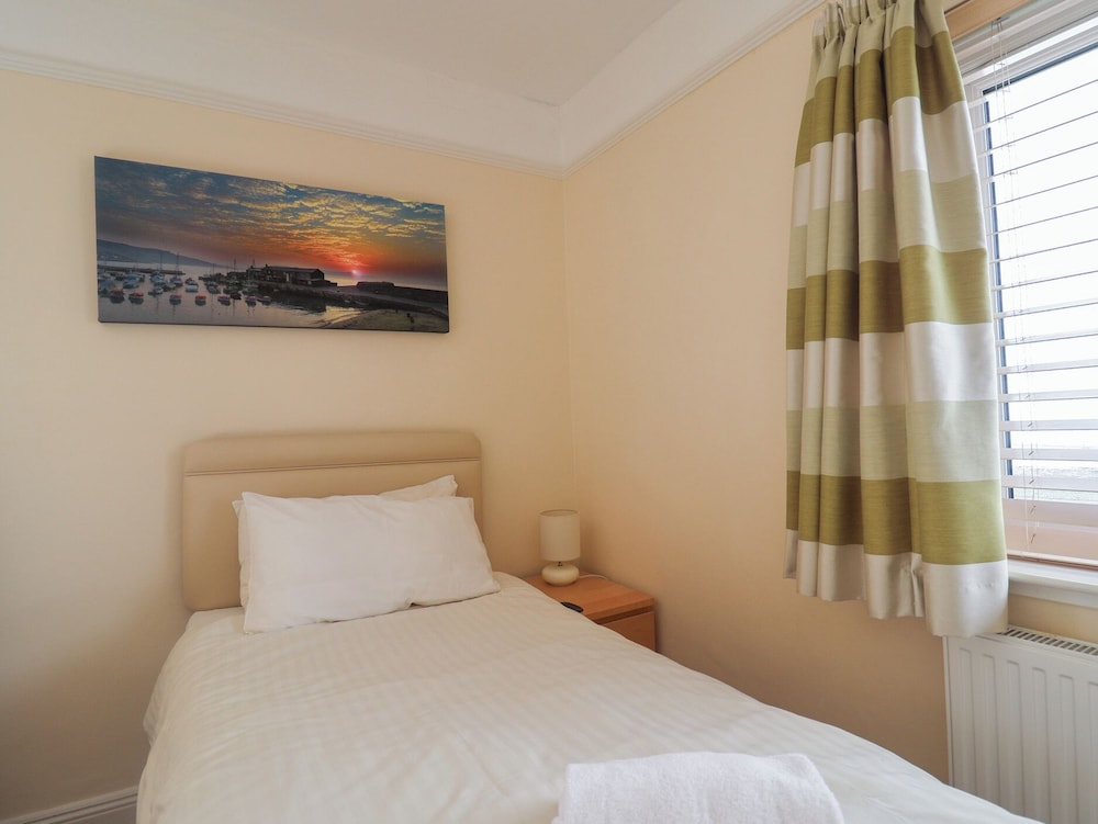 Greystones Flat