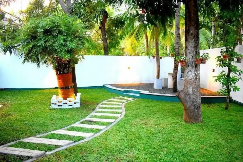 Leonine Villa Yala
