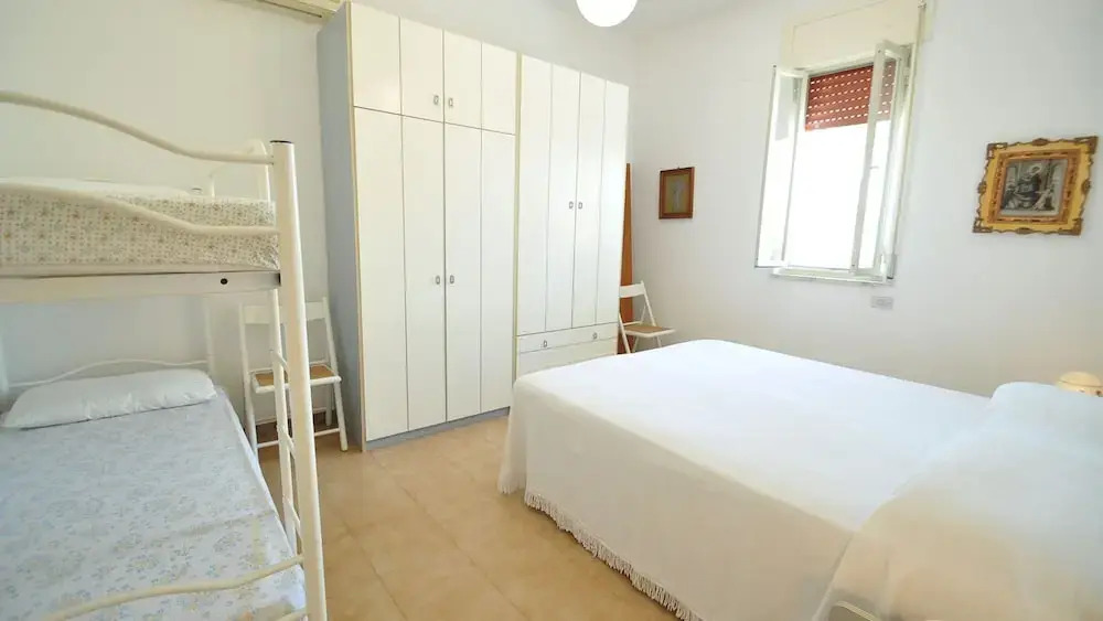 Villa Romano 9 Guests Torre Suda