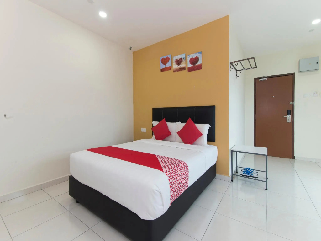 Central Hotel