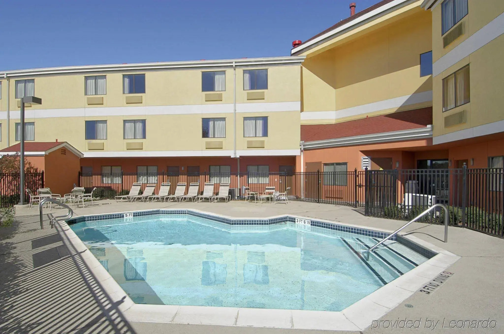 Red Roof Inn - Houston Westchase