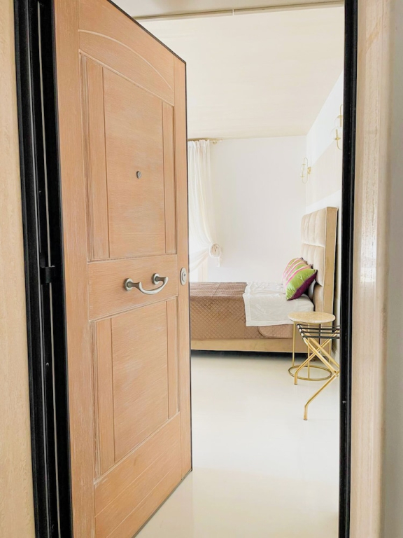 Mora Suite