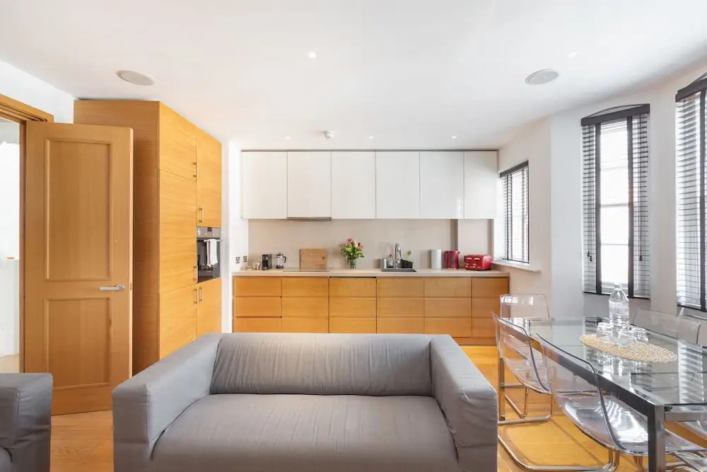 3 Bdr Great Portland Street By The Residences