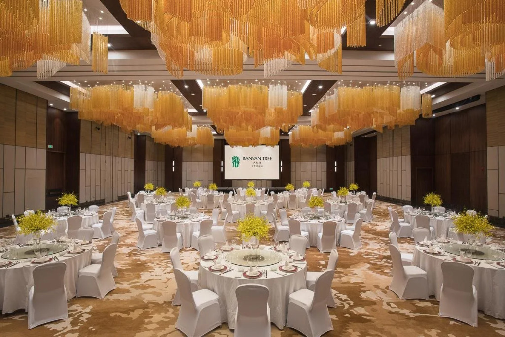 Banyan Tree Anji