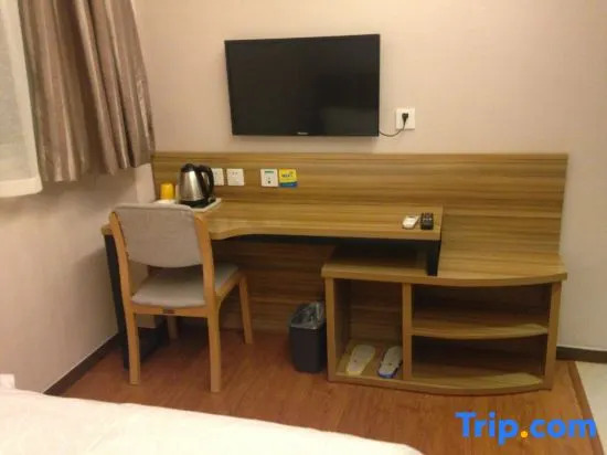Meet Maple Hotel