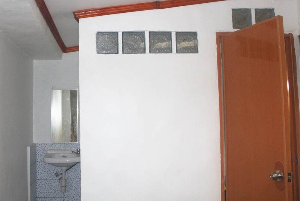 J's Backpackers Hostel