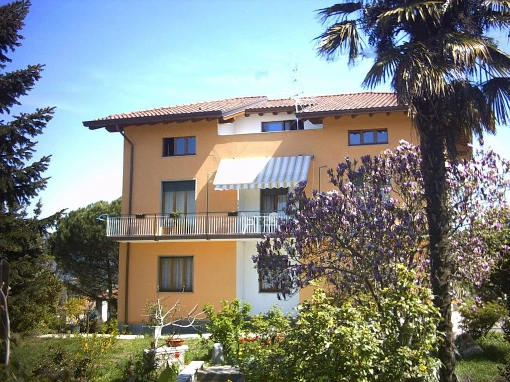 B&B Caslett