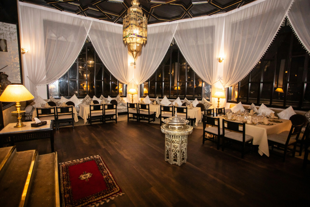 El Minzah Hotel