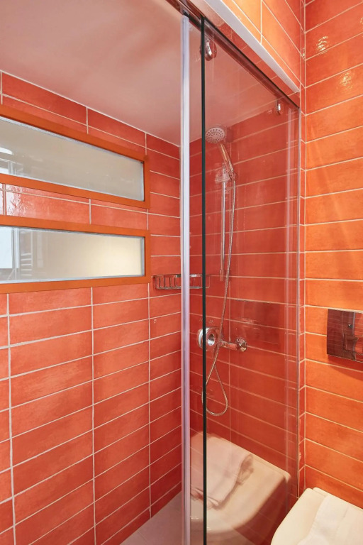 Mind-blowing petite studio in the heart of Athens!