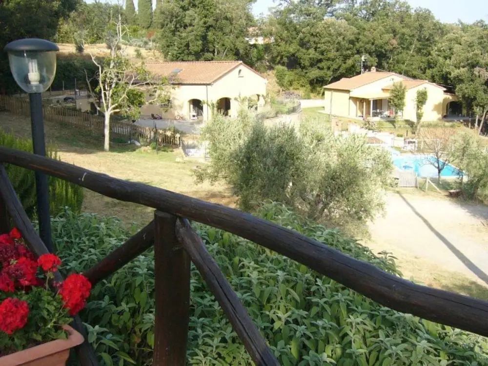 Splendid Relaxing Stay in the Tuscan Countryside