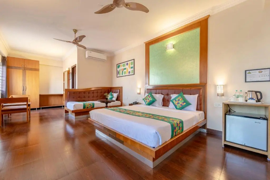 Treebo Akshaya Palace Inn