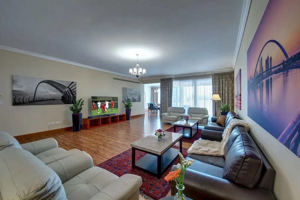 Barsha Gardens By J5 Holiday Homes