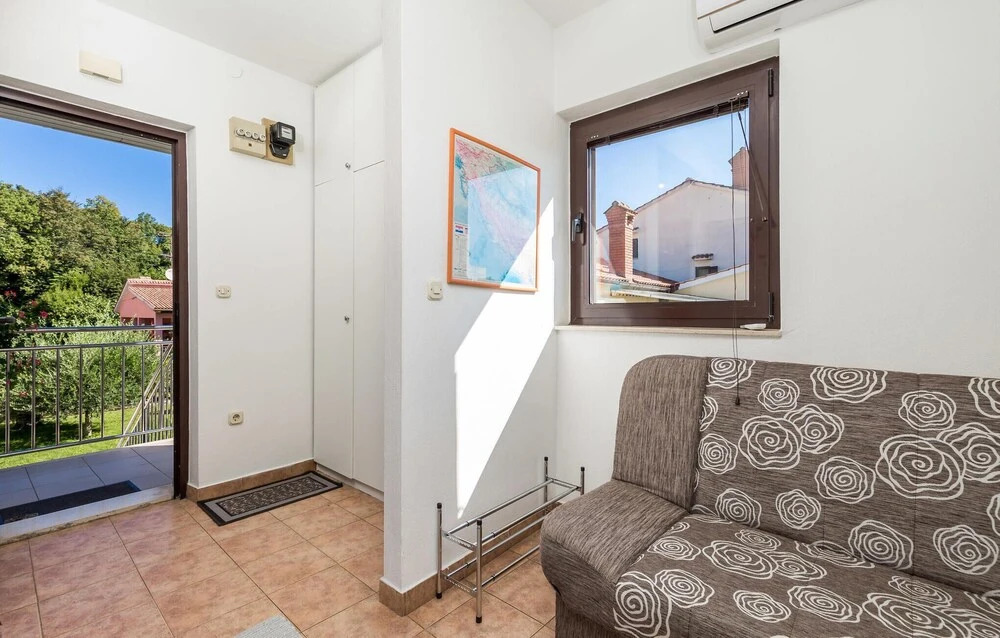 Stunning Apartment in Matulji With 1 Bedrooms, Wifi and Outdoor Swimming Pool