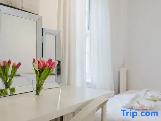 Modern Tower Bridge 3BR House
