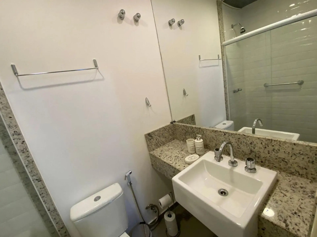 Jumpinbed Leblon 7 Apartamento com 2 quartos a 200m da Praia