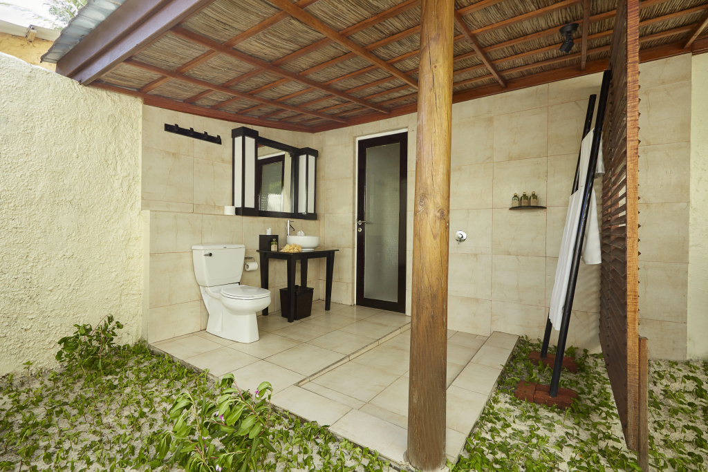 Kuredu Island Resort & Spa