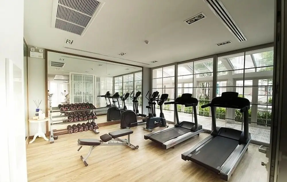 Summer Huahin Condo 2 Bedrooms Pool View Classic Room