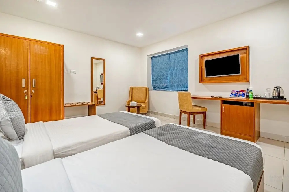 Westside Hotels