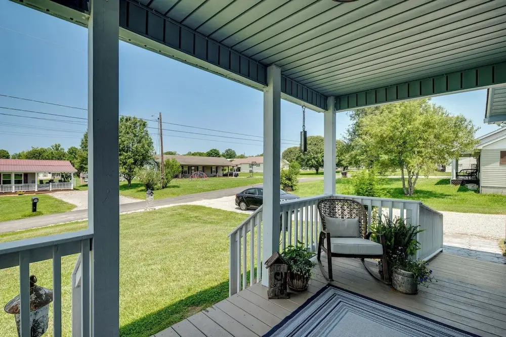 Mill Springs Place Marina Access & Boat Parking!