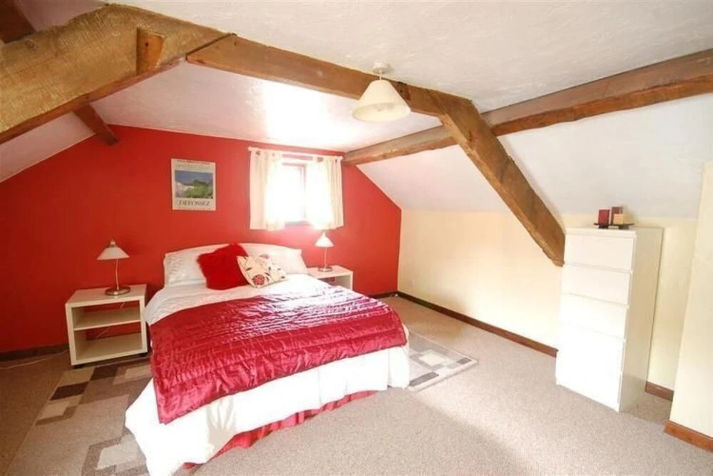 Converted Barn Outside Center of Swimbridge near Beach