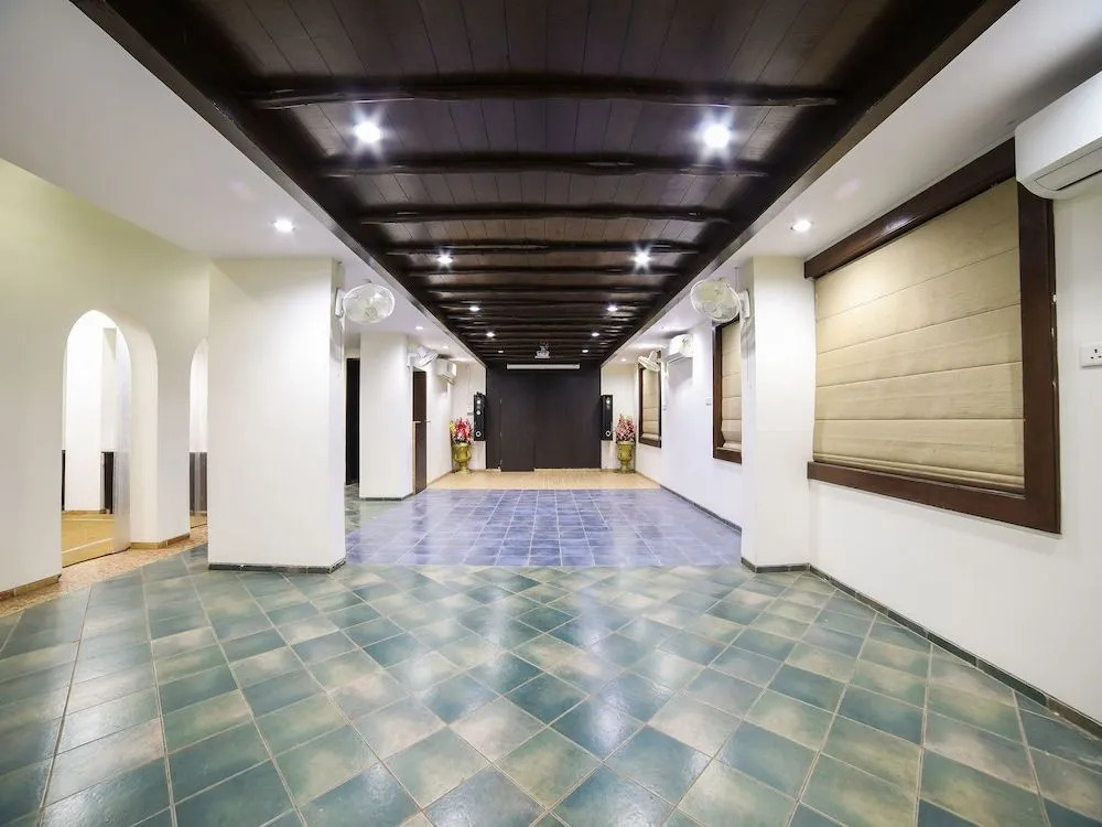 OYO 15605 Ruchira Villa