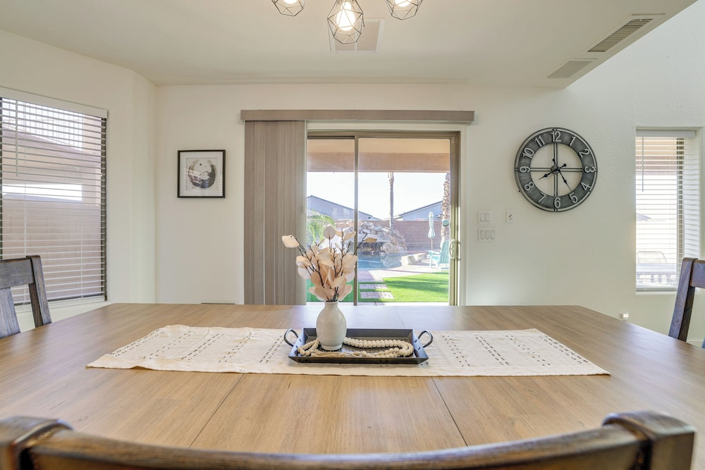 Spacious San Tan Valley w/ Private Outdoor Oasis