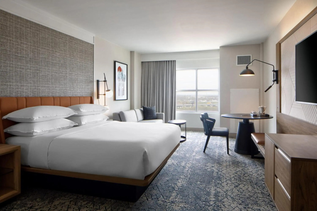 Sheraton Fort Worth Downtown Hotel