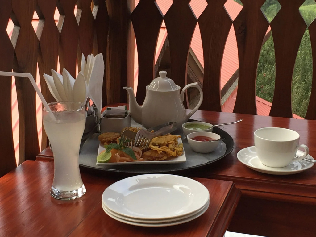 ShivAdya Boutique Stay Near Manali Quiet Naggar Side Retreat