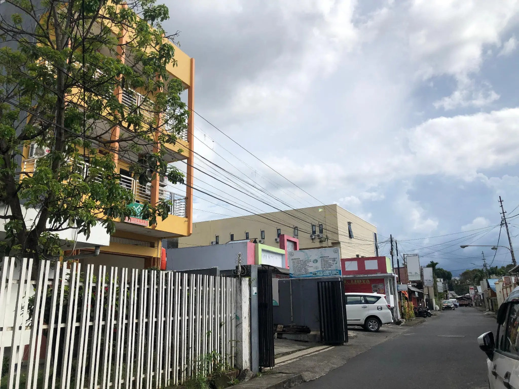 OYO 90345 Wakeke Residence