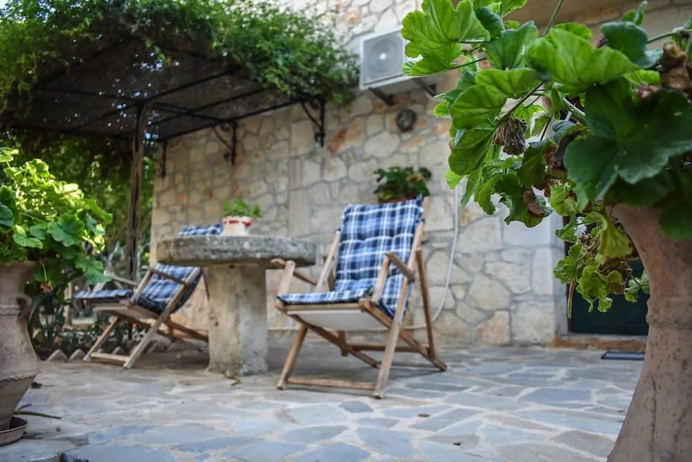 Giovani Stone House