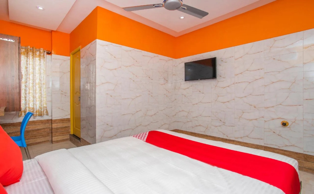 Hotel Dwaraka By OYO Rooms