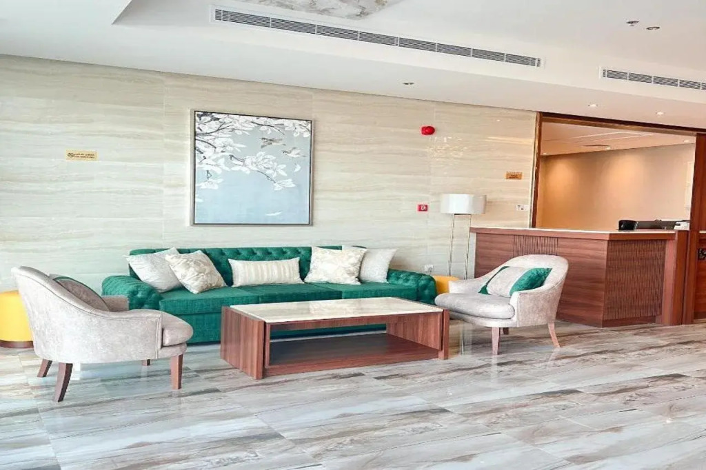 Level Nine Hotel