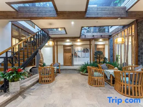 Yunshanshui Hot Spring Panoramic Holiday Hostel