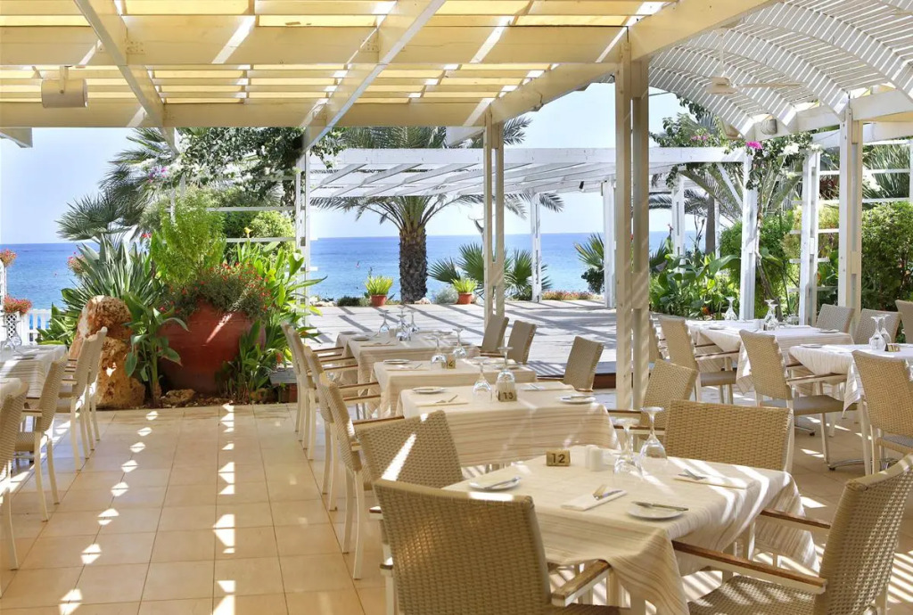Sunrise Beach Hotel