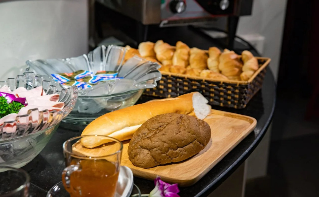 Hanoi Plaza Suite Hotel & Spa