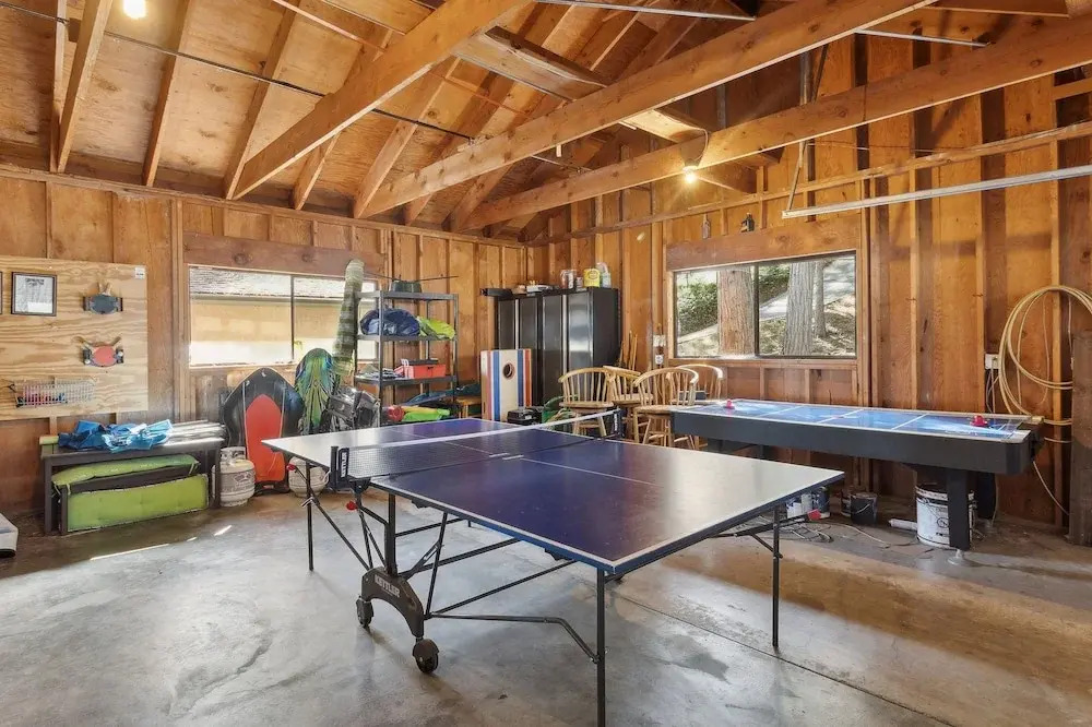 Dos Pinos - Spacious Lakefront Cabin w/ Game Room by Yosemite Region Resorts