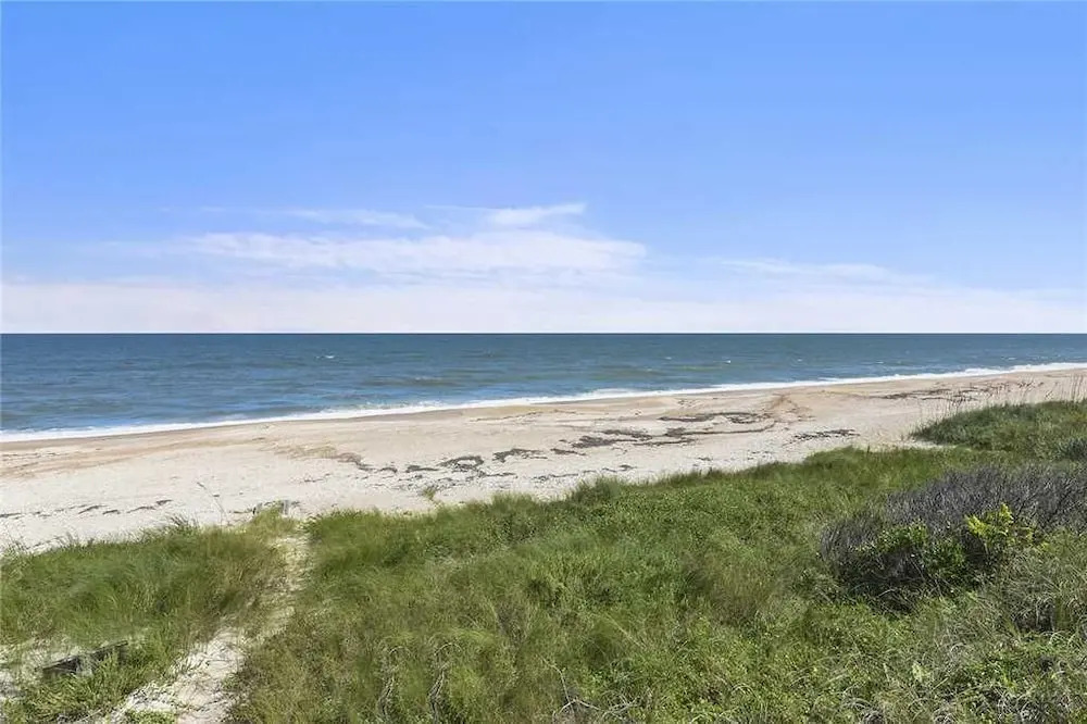 Coastal Charm, 2 Bedrooms, Ocean Front, Sleeps 6