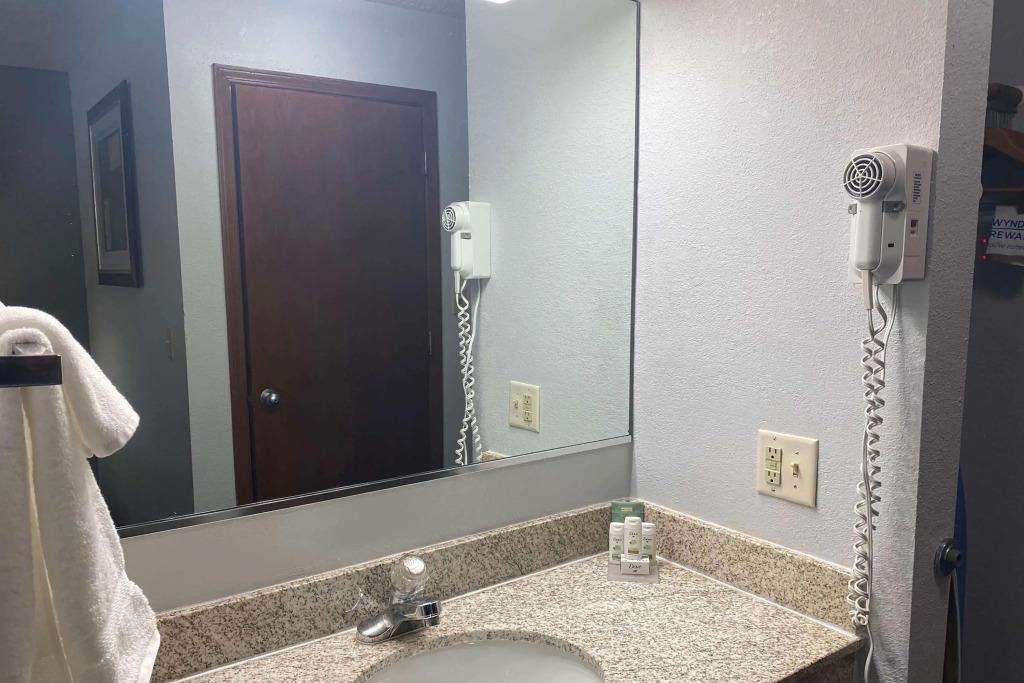 Baymont by Wyndham Danville IL