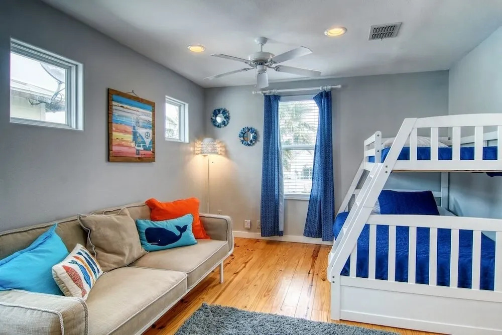 Villa Blue - 4 Br Home