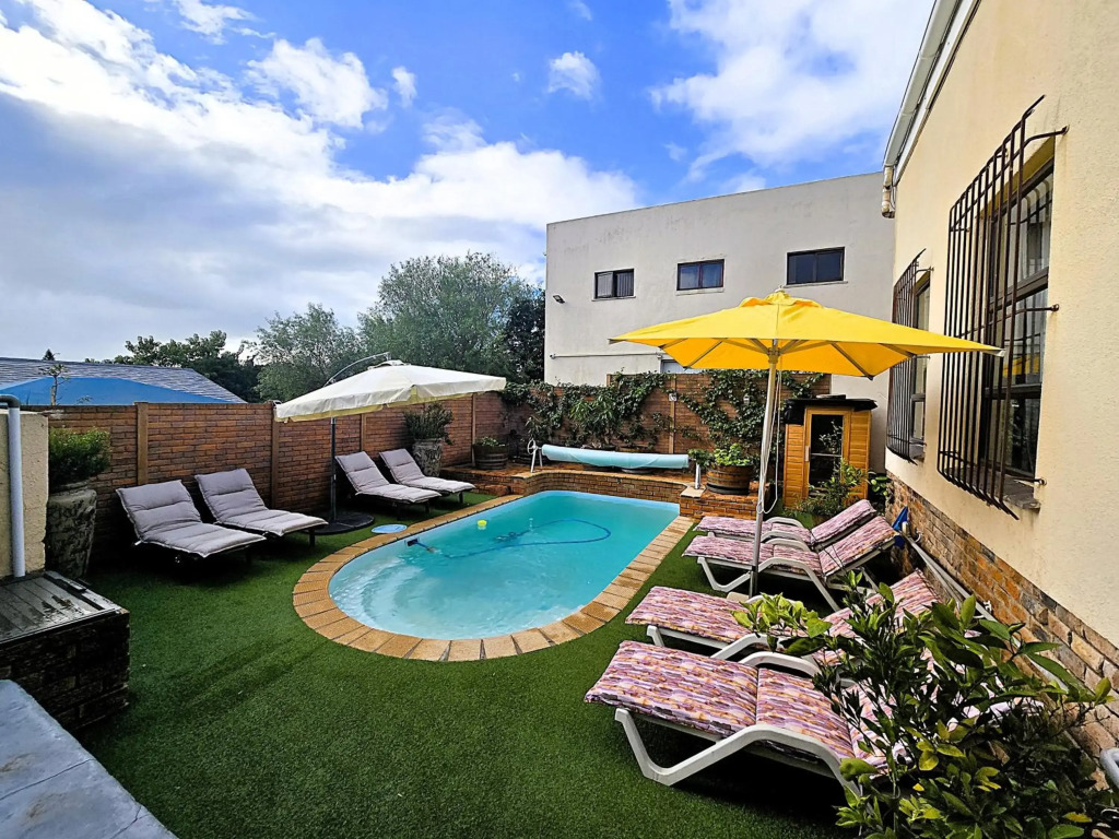 Walters Lane Luxury Accommodation main house