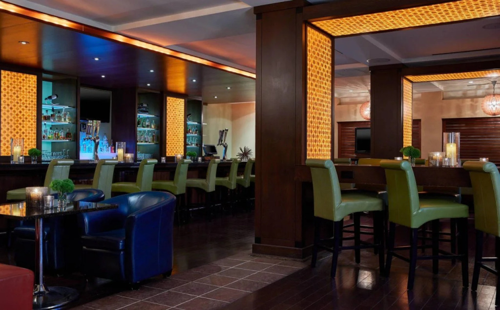 Renaissance Charlotte SouthPark Hotel