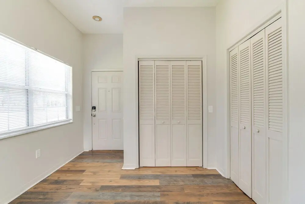 Explore Dtwn Crystal River: Walkable Duplex Unit