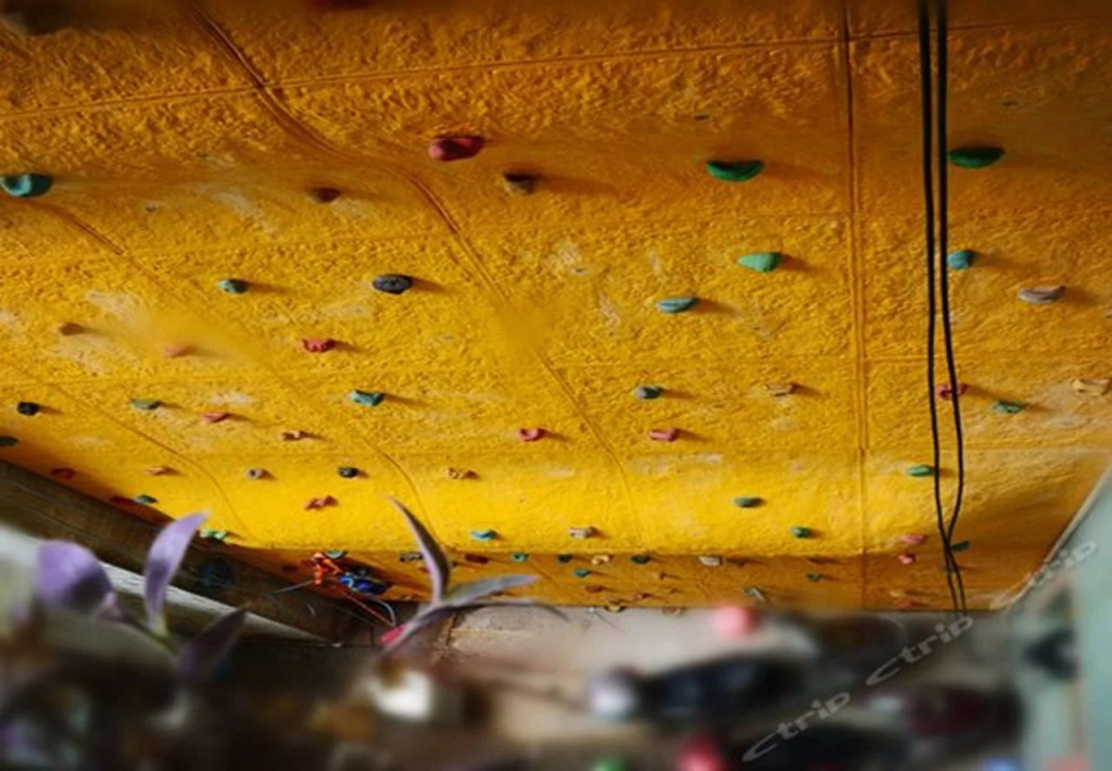 98 Climbing Hostel
