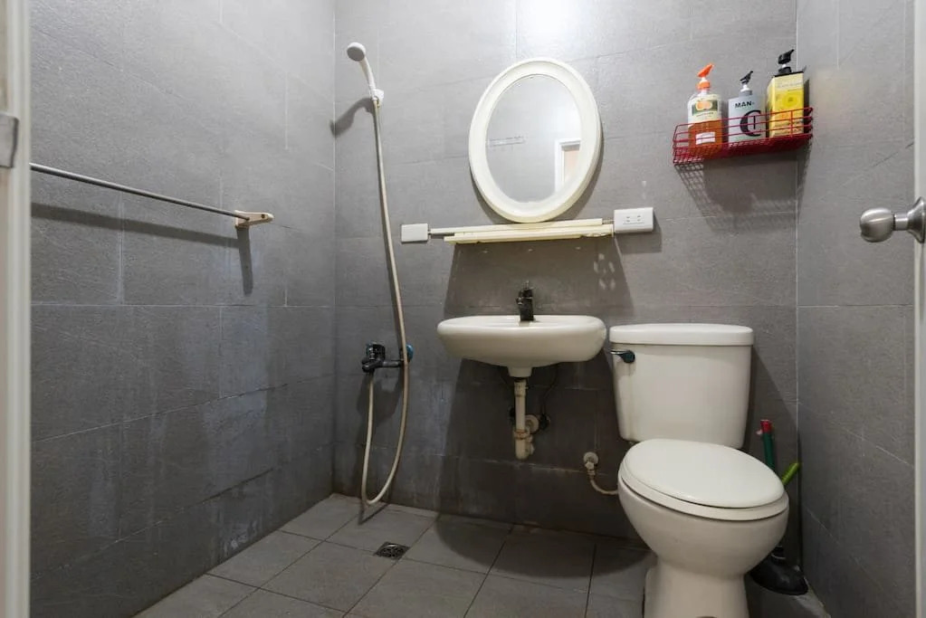 New Castle Apartment