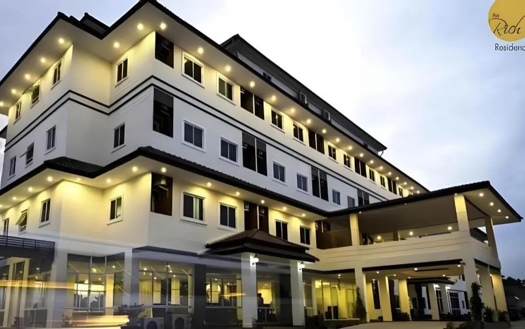 The Rich Residence
