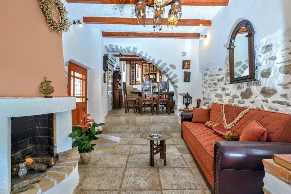 Elounda Almond Tree Villa Private Pool, Sea Views & Birds in a Relaxing Authentic Cretan Escape