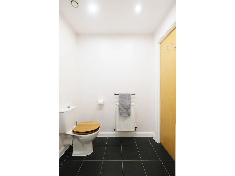 A Charming and Luxurious 2BR Flat on Walthamstow