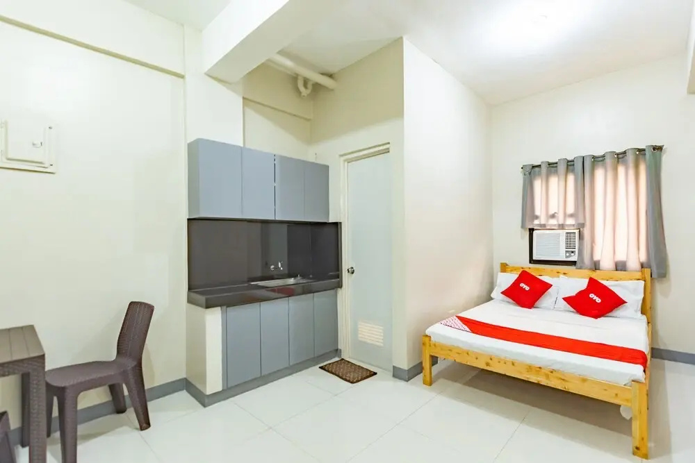 OYO 731 P3K Suites 1 (Vaccinated Staff)